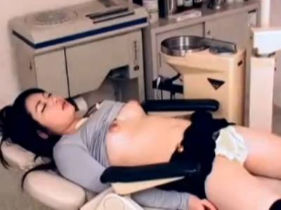 麻酔で眠らせた患者を中出しレイプする医師