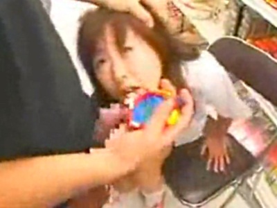 時間を止める時計を手にした男に性奴隷扱いされる女子校生
