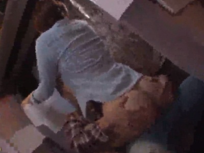 夜行バスに乗っていた巨乳お姉さんがハメられて中出しされてしまう